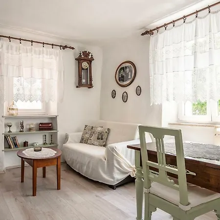 Rustic House Vera Ferienhaus Novi Vinodolski